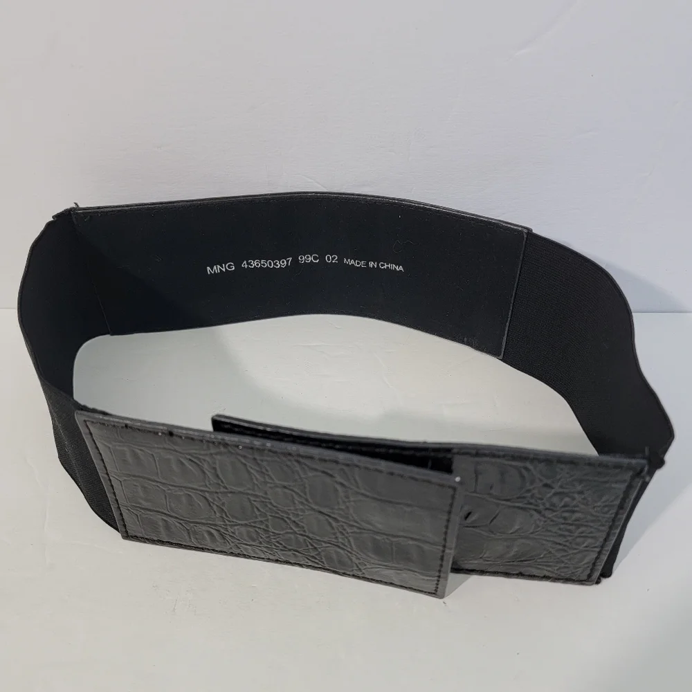 MNG Mango 43650397 99C 02 Black Elastic Wide Belt L 30.5